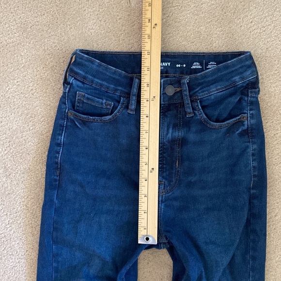 Old Navy Skinny jeans - Picture 4 of 7